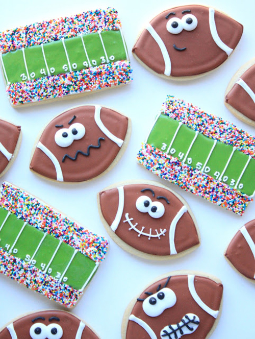 The perfect Super Bowl snack game face football cookies - football and field cookies