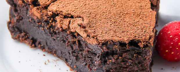 Flourless Chocolate Fudge Cake