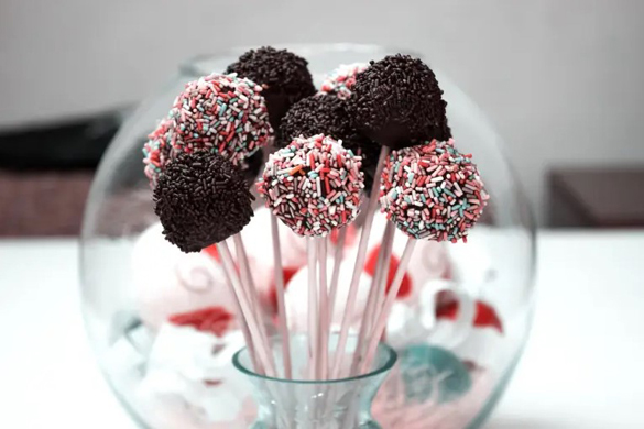 How To Make Cake Pops, Brownie Pops, and Cake Balls
