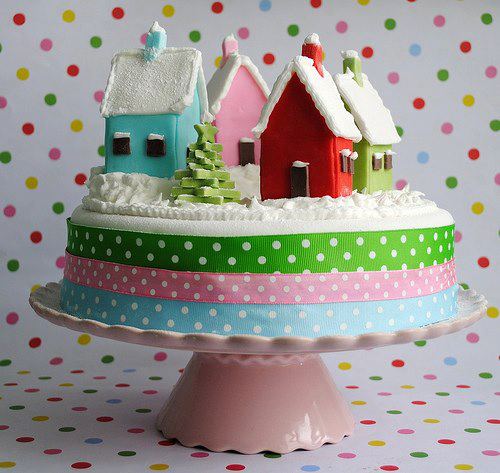Christmas creative sweets and deserts ideas - Cake with houses