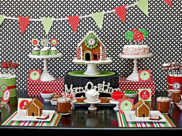 Gingerbread house arrangement for Christmas