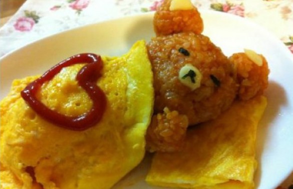 Sleepy rice bear in an egg blanket - teddy-bear-breakfast1