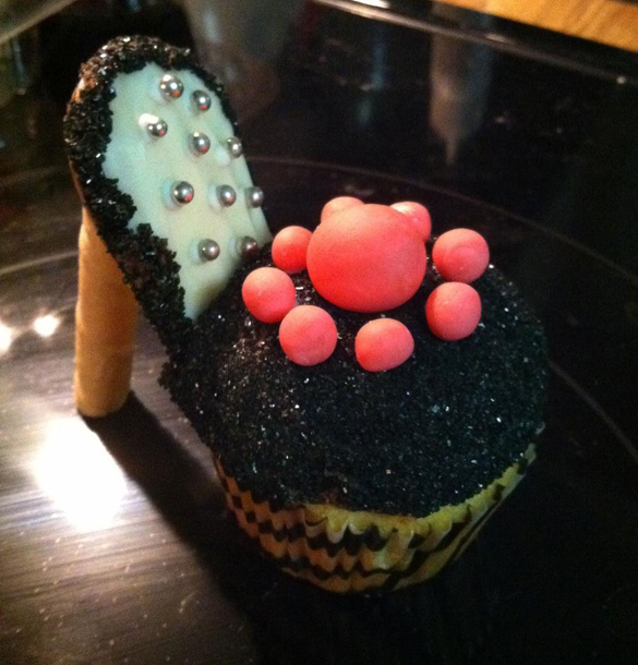 High Heel Cupcakes by We Lived Happily Ever After3