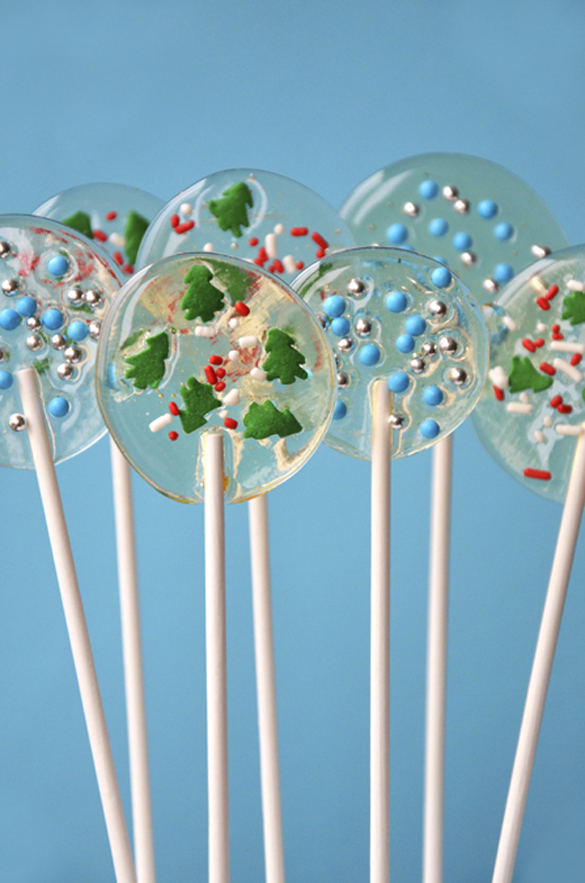 Homemade Holiday Lollipops2