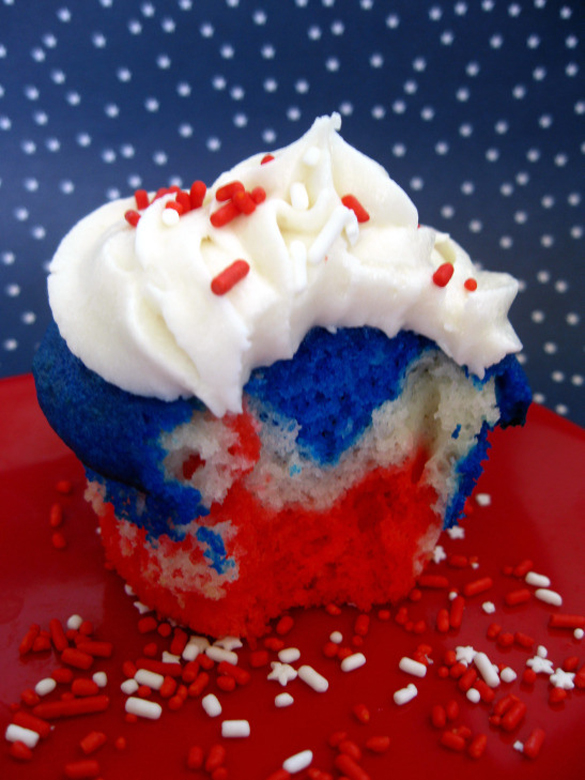 Celebrating the red, white, and blue with cupcakes