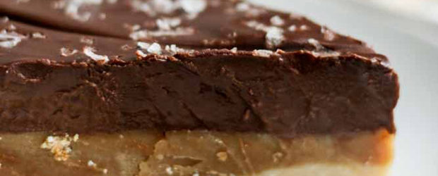 Chocolate Caramel Tart [Paleo, Gluten-Free, Vegan]