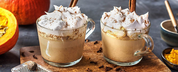 How to Make An Easy Pumpkin Spice Latte