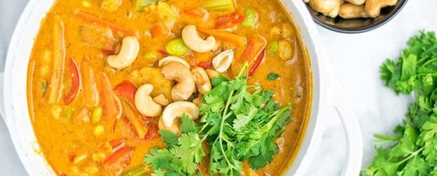 Vegetable Korma (easiest one pot curry ever)
